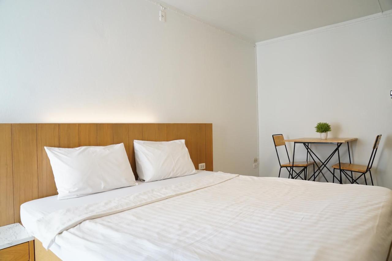 View Place Hotel & Residence Бангкок Экстерьер фото